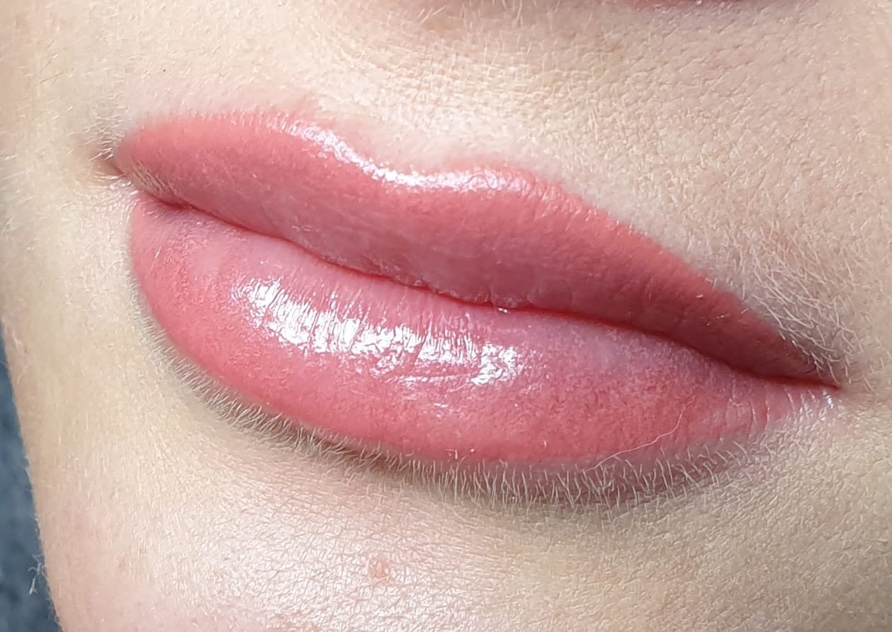 Makijaż permanentny ust – wszystko, co musisz wiedzieć!